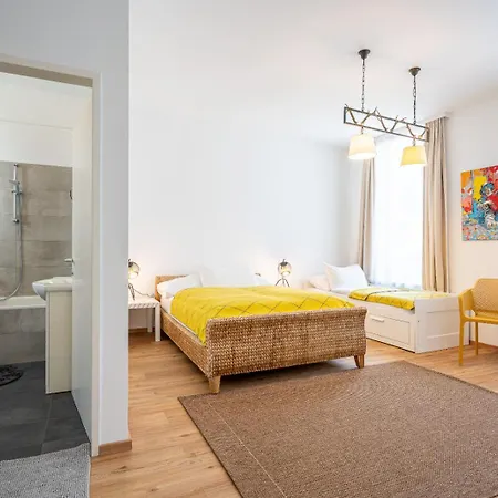 Art Apartment Mutters - Innsbruck Buitenkant foto